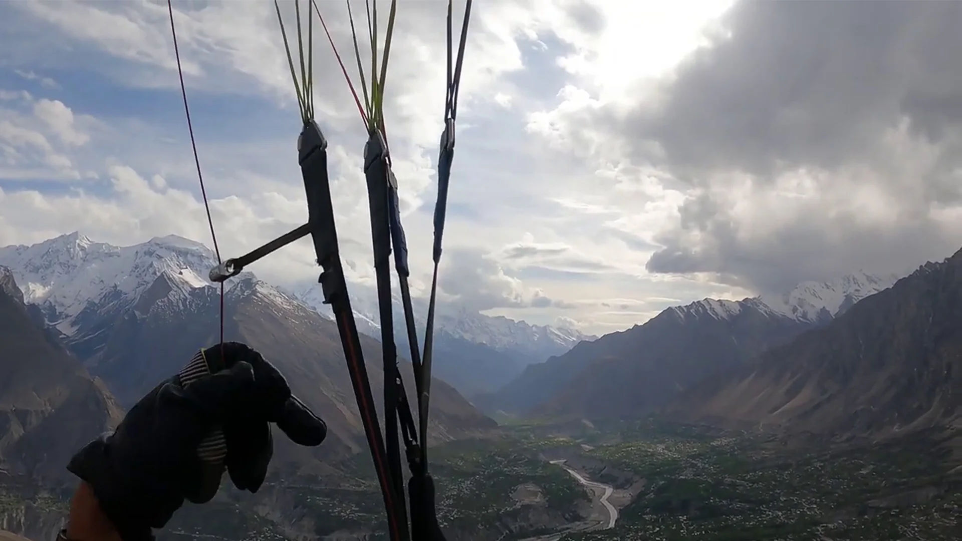 Paragliding in Pakistan